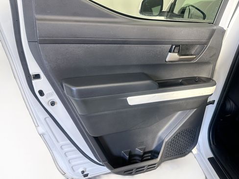 Used 2024 Toyota Tacoma TRD Off-Road AWD/4WD image 25