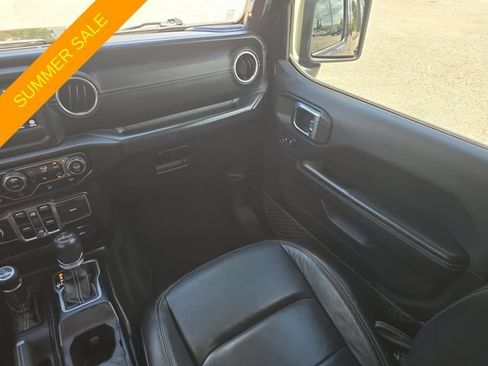 Certified 2018 Jeep Wrangler Unlimited Sahara AWD/4WD image 12
