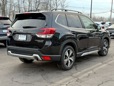 Used 2020 Subaru Forester Touring image 7