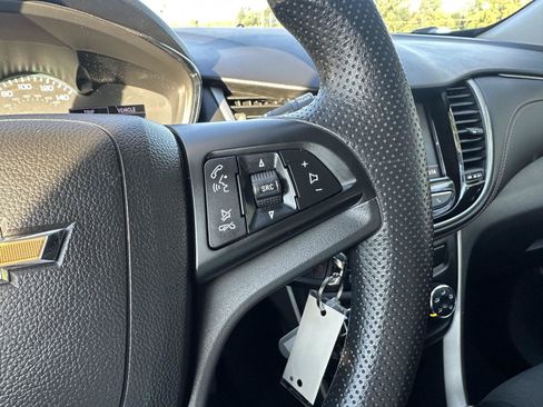 Used 2020 Chevrolet Trax LS w/ Tint and Cruise Package FWD image 20