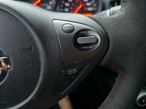 Used 2016 Nissan 370Z NISMO image 37