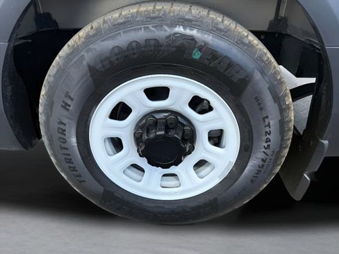 Used 2024 Chevrolet Brightdrop 400 w/ Commercial Equipment Package AWD/4WD image 24