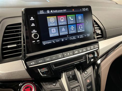 New 2026 Honda Odyssey Touring image 19