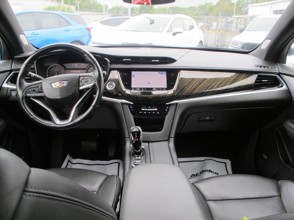 Used 2023 Cadillac XT6 Premium Luxury FWD image 22