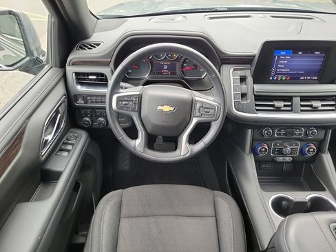 Used 2022 Chevrolet Suburban LS w/ Driver Alert Package AWD/4WD image 12