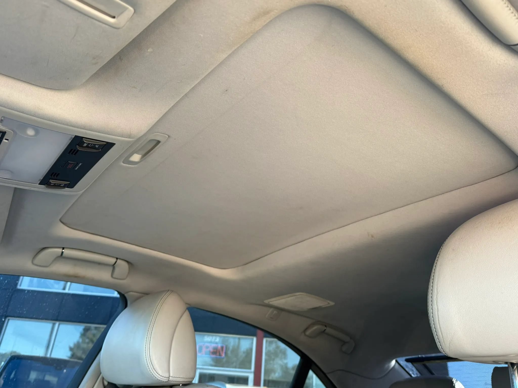 Used 2013 Lexus LS 460 AWD w/ Comfort Pkg image 8