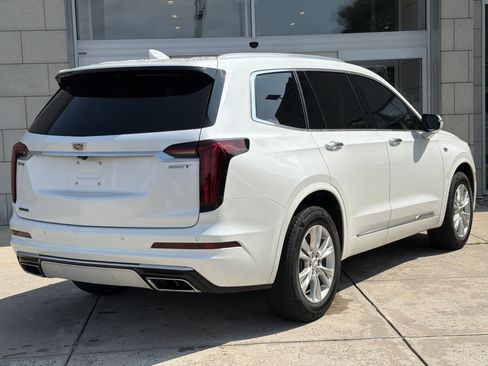 Used 2022 Cadillac XT6 Luxury FWD image 5