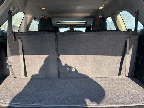 Used 2018 Toyota Highlander XLE image 36