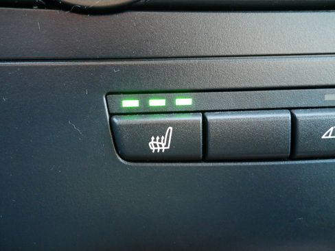 Used 2008 BMW 128i Convertible image 28