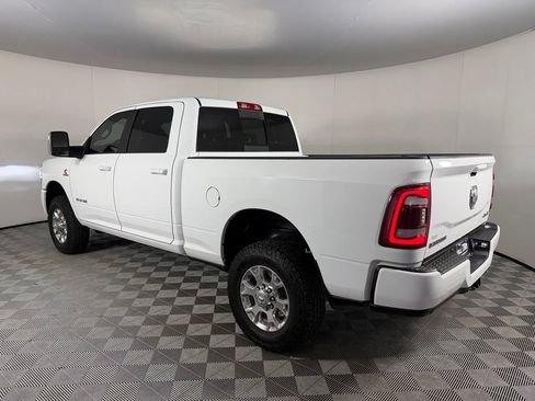 Used 2024 RAM 2500 Laramie w/ Safety Group AWD/4WD image 10