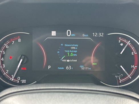 Used 2024 Toyota RAV4 XLE FWD image 30