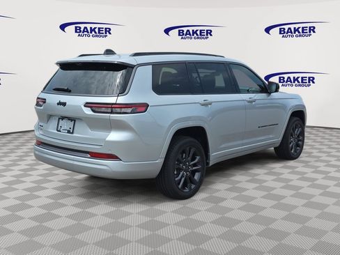 New 2026 Jeep Grand Cherokee L Limited AWD/4WD image 3