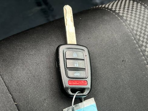 Used 2021 Honda Civic LX image 26