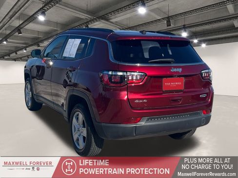 Used 2022 Jeep Compass Latitude image 14