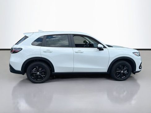 Used 2025 Honda HR-V LX image 4