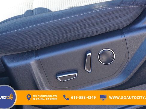 Used 2016 Ford F150 XLT w/ Equipment Group 302A Luxury image 18