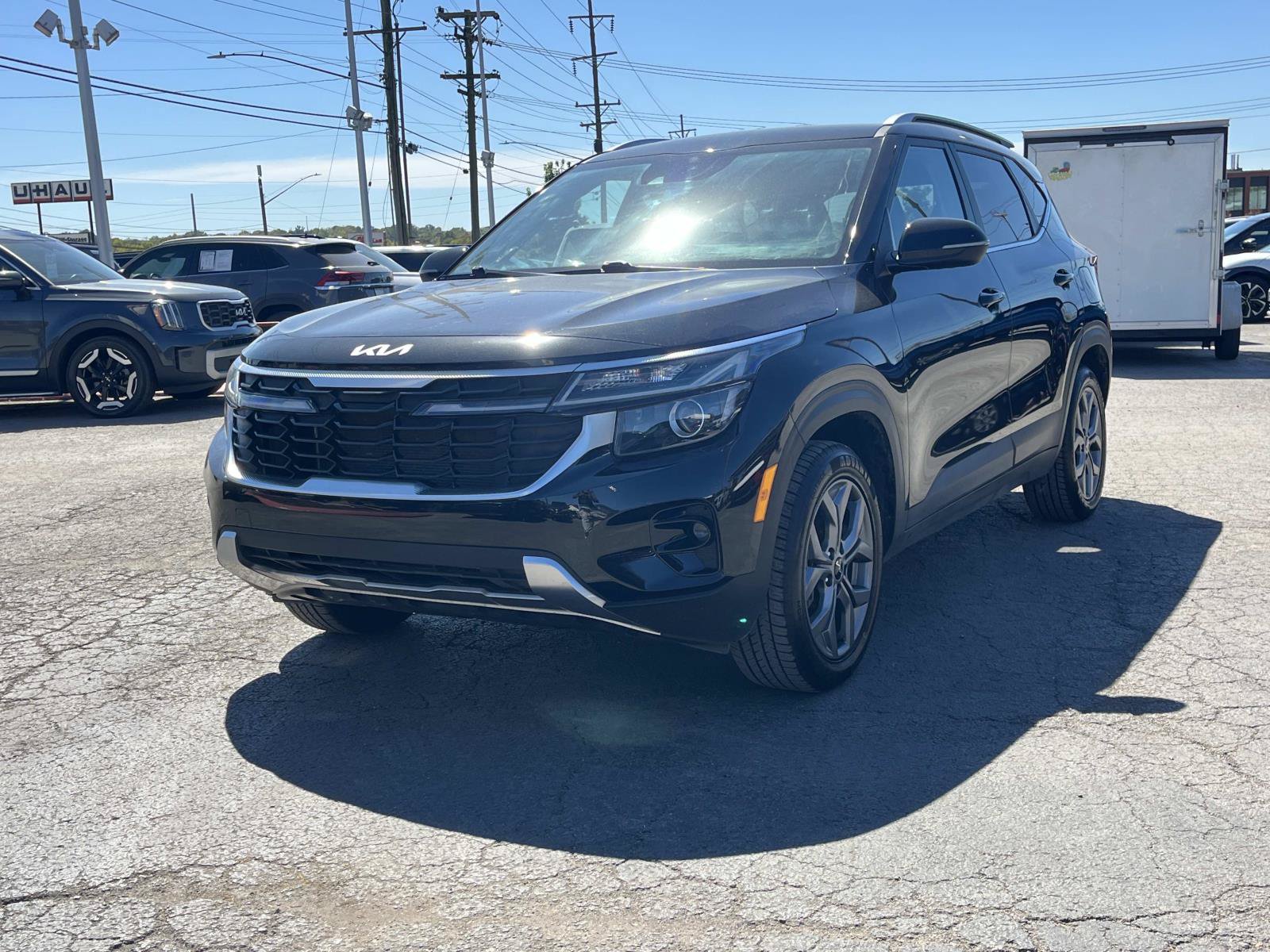 Used 2024 Kia Seltos S AWD/4WD image 3