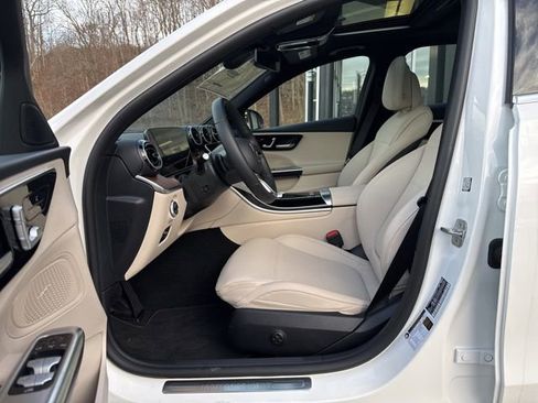 Used 2024 Mercedes-Benz C 300 4MATIC Sedan image 18