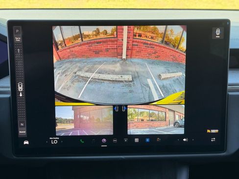 Used 2023 Tesla Model X AWD/4WD image 36