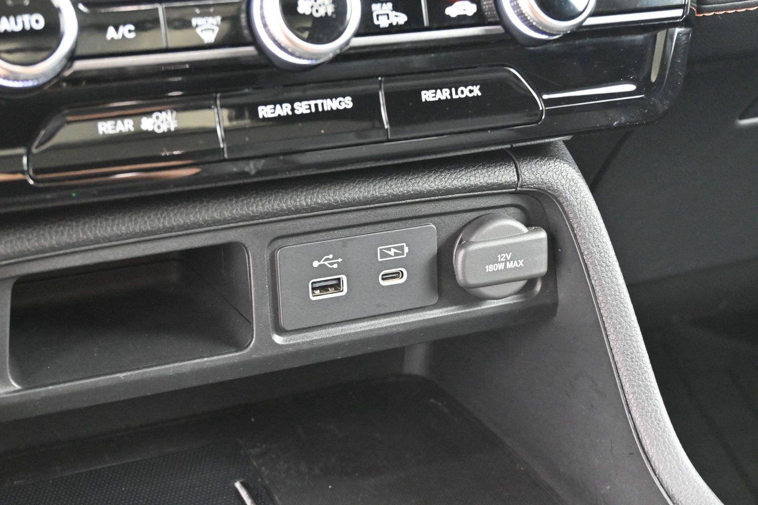 Used 2023 Honda Pilot TrailSport image 28