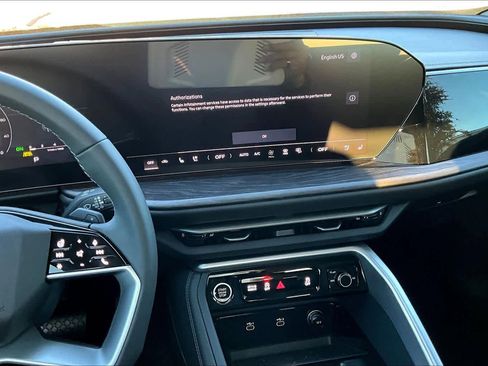 New 2025 Audi Q5 Premium Plus image 6