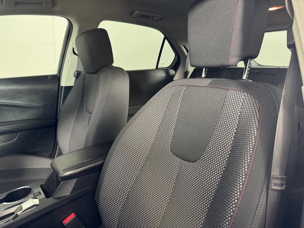 Used 2017 Chevrolet Equinox LT FWD image 12