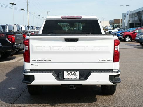 Used 2022 Chevrolet Silverado 1500 Custom image 5