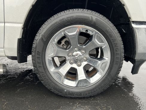 Used 2020 RAM 1500 Big Horn image 12