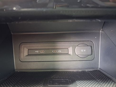 Used 2023 Volkswagen Atlas SEL AWD/4WD image 27
