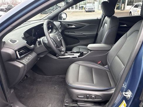 Certified 2024 Buick Envista Sport Touring w/ Convenience I Package image 18