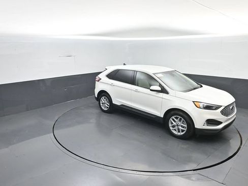 Certified 2024 Ford Edge SEL w/ Convenience Package AWD/4WD image 26