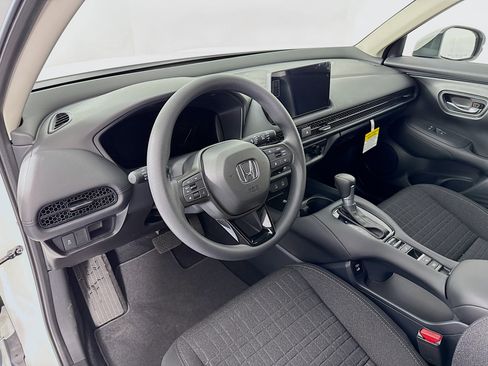 New 2026 Honda HR-V LX image 9