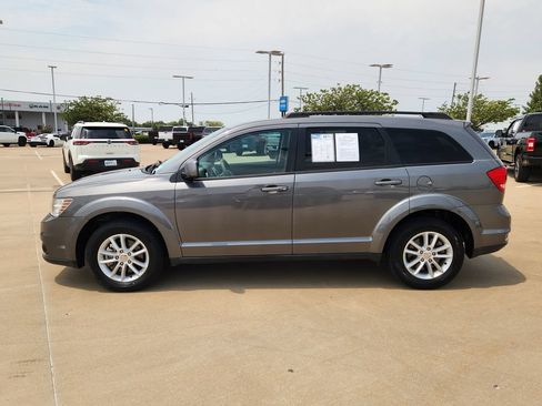 Used 2013 Dodge Journey SXT w/ Flexible Seating Group FWD image 4