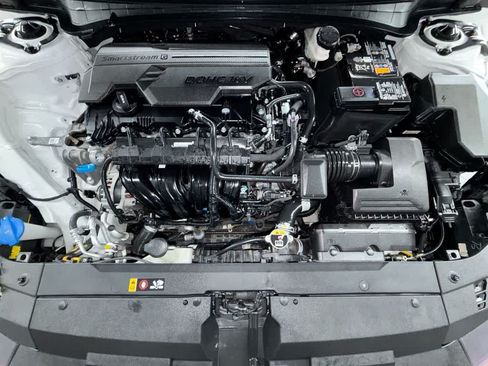 Used 2025 Kia K4 FWD image 12