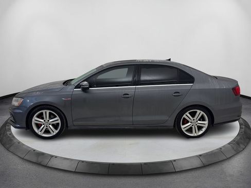 Used 2017 Volkswagen Jetta GLI FWD image 8