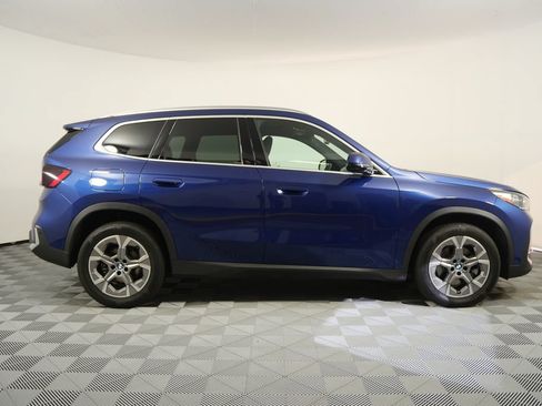 Used 2025 BMW X1 xDrive28i w/ Convenience Package AWD/4WD image 2