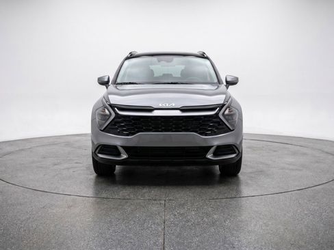 Used 2025 Kia Sportage LX FWD image 2