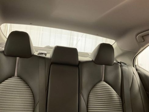 Used 2024 Toyota Camry SE image 26