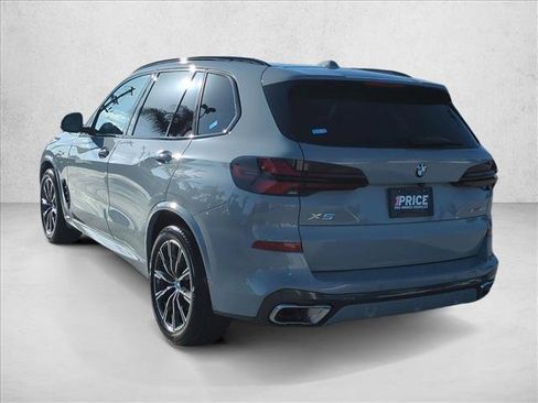 Used 2025 BMW X5 xDrive40i w/ M Sport Package AWD/4WD image 8