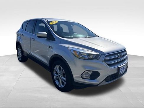 Used 2019 Ford Escape SE AWD/4WD image 9