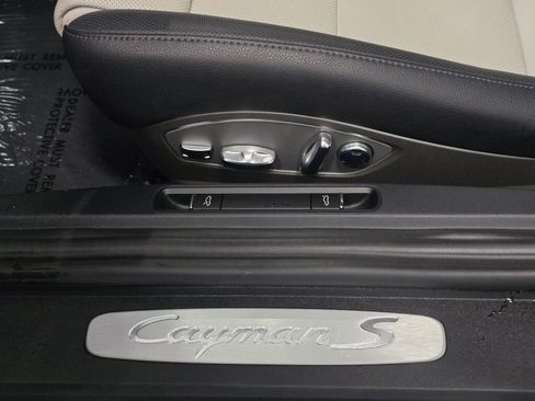 Certified 2025 Porsche 718 Cayman S image 32