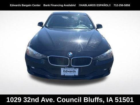 Used 2014 BMW 320i xDrive Sedan AWD/4WD image 2