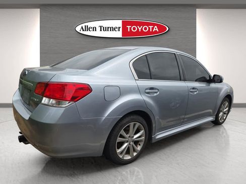 Used 2013 Subaru Legacy 2.5i Premium AWD/4WD image 8