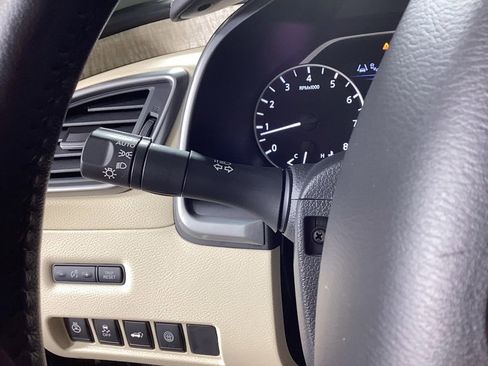 Used 2023 Nissan Murano SL w/ SL Moonroof Package image 23