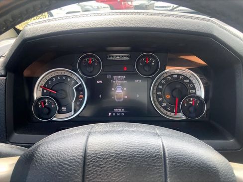 Used 2017 RAM 1500 Laramie w/ Convenience Group RWD image 25