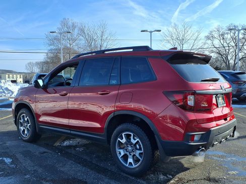 Used 2022 Honda Passport TrailSport image 10