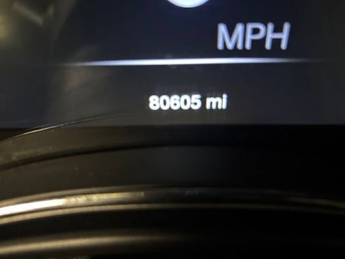 Used 2019 Jeep Grand Cherokee Limited w/ Luxury Group II AWD/4WD image 11