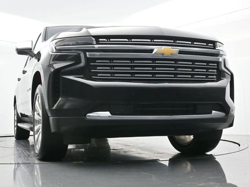 Used 2021 Chevrolet Suburban Premier AWD/4WD image 53