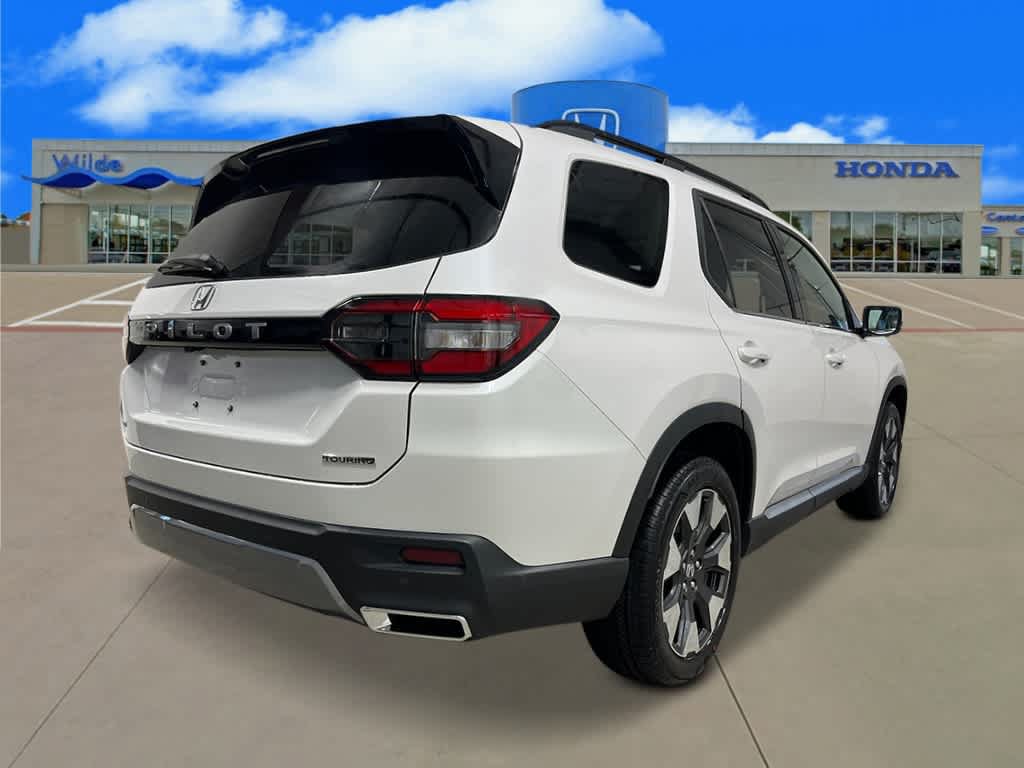 New 2026 Honda Pilot Touring image 5
