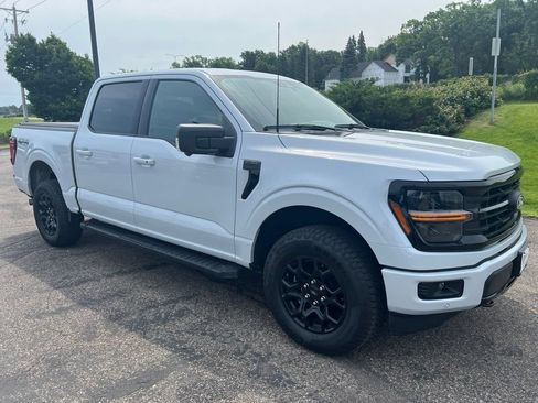 Used 2025 Ford F150 XLT w/ Equipment Group 302A MID AWD/4WD image 9